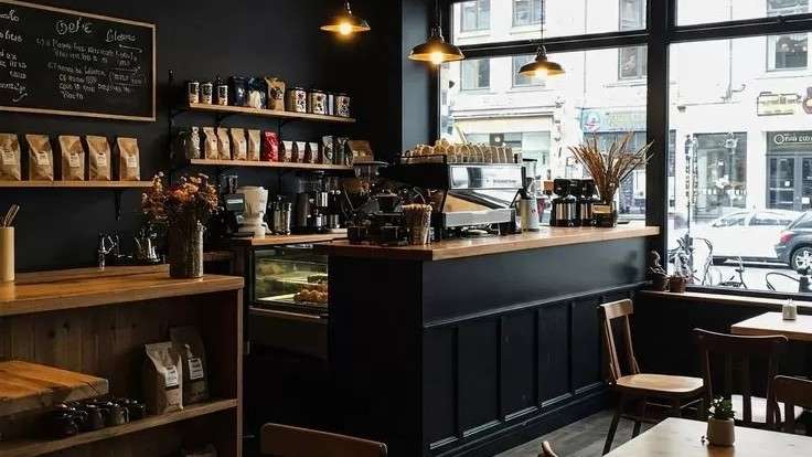 Ilustrasi sebuah kafe yang harus membayar royalti lagu