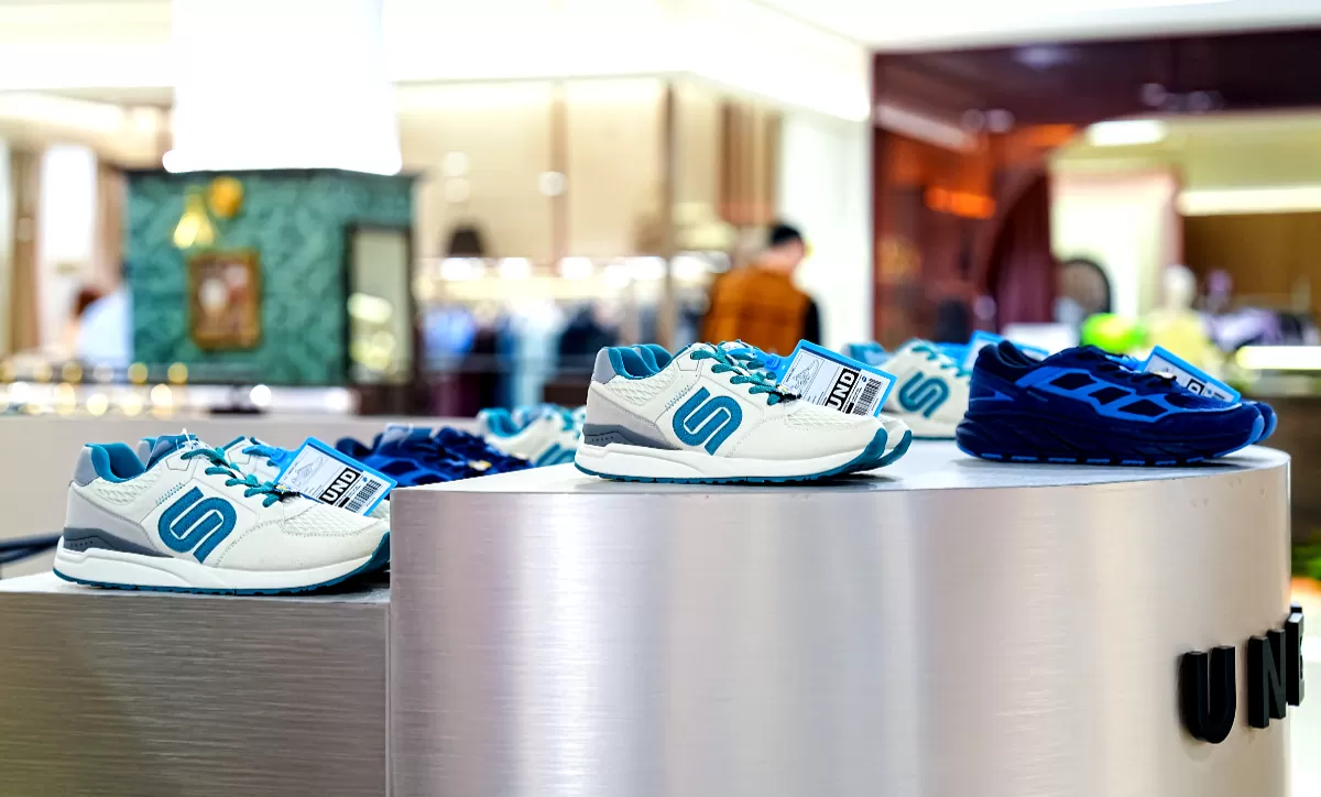 Kolaborasi unik Unerd Footwear, Tahilalats, dan Garuda Indonesia menghadirkan koleksi sneakers edisi spesial "Fly The Local Way".